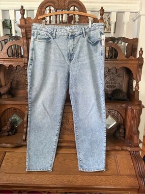 NWT Old Navy OG Straight light acid wash jeans size 18